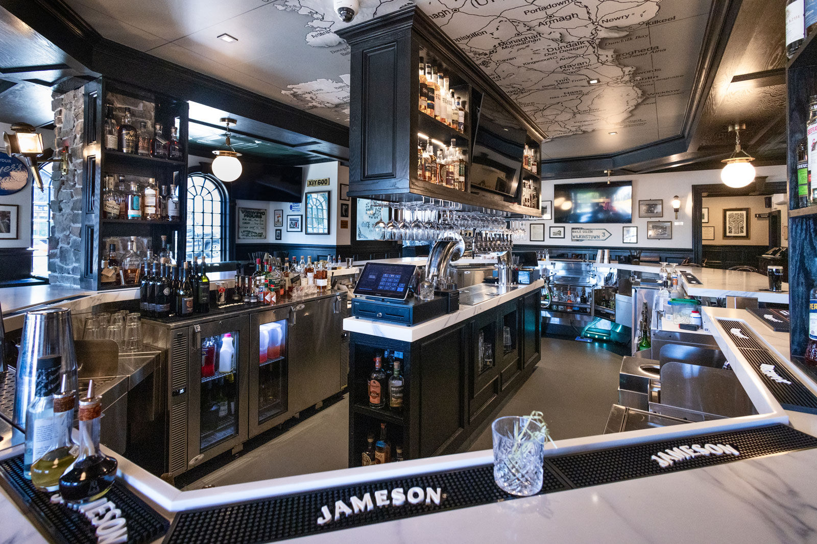 DublinPub-KRAUS_250428_84