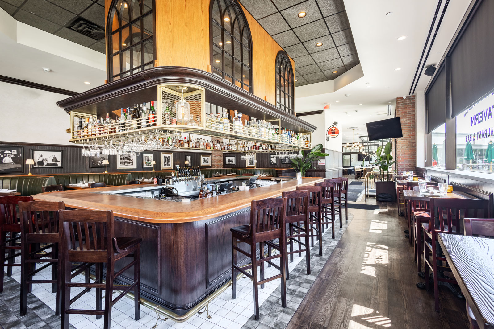 ParksideTavern-KRAUS_250428_83-HDR-Edit